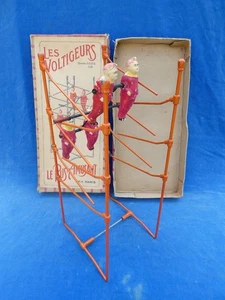 RARE ++ JOUET ANCIEN Old toy PINTEL P.F. PARIS - LES VOLTIGEURS - REPARATIONS ! - Photo 1/23