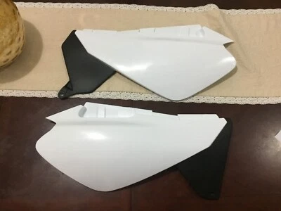 YAMAHA WR200 1992-1998 REAR PLASTICS - Image 1 of 2