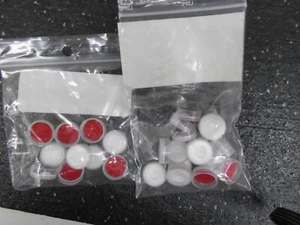 CONVERGENT BIOSCIENCE SNAP BURST CAPS 13mm W/ SEPTUM 102032 LOT OF 27 - Picture 1 of 2