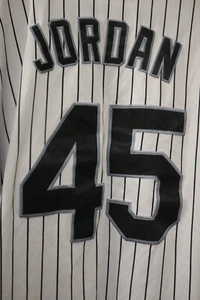 Michael Jordan Barons 45 Trikot weiß mit Streifen Größe L - Bild 1 von 6