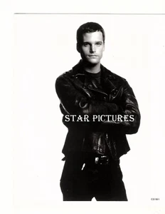 Q704 Chris O'Donnell 8 x 10 close up photograph - Picture 1 of 1