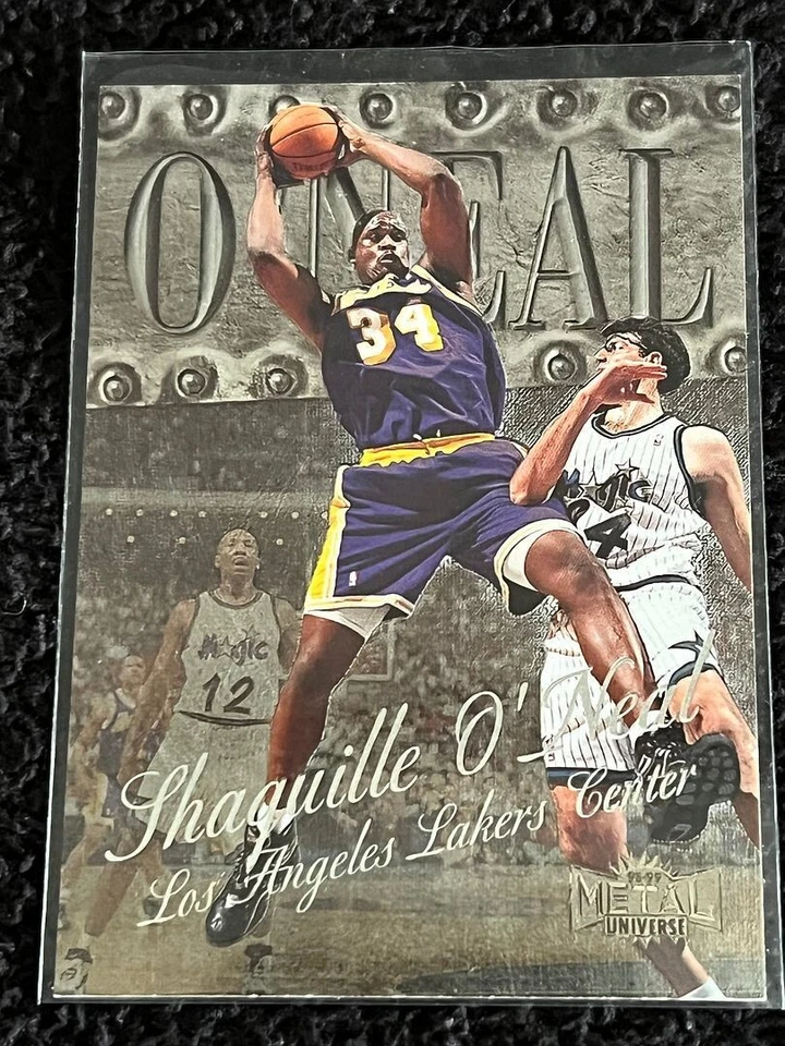 1998-99 METAL UNIVERSE SHAQUILLE O'NEAL LAKERS - Image 1 of 1
