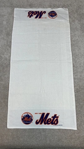 Vintage New York Mets Towel  MLB 1990 Super Gym Spots Towel 42 " long Cover