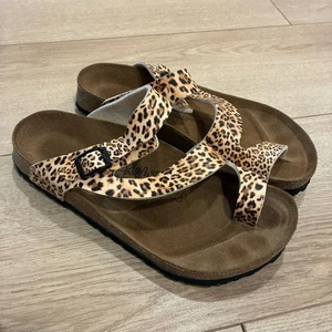 Birki’s Birkenstock Women’s Leopard Cheetah Print Slip On Sandal Size 6 - Picture 1 of 7