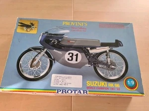 Protar Suzuki RK66 Scale 1:9. World Champion 1967'68. PROVINI'S CLASSIC... - Bild 1 von 6