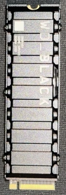 SSD interno WD BLACK 4 TB SN850X NVMe con disipador térmico WDS400T2XHE • Usado • Probado Foto 1 de 4