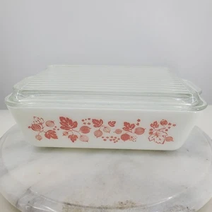 Vintage Pyrex Gooseberry Pink Glass Lid Refrigerator Dish Container - Picture 1 of 13