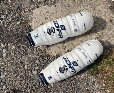 Espinilleras Pro Stock Reebok 8060 Senior talla 16"  Foto 1 de 4