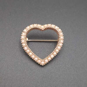 Ciner 50er Jahre weiße Herz Brosche Anstecknadel goldfarben signiert Schmuck - Bild 1 von 3