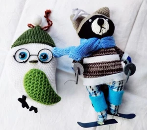 Target Wondershop Eule mit Brille & Waschbär Skifahrer Weihnachtsschmuck 2014 KOSTENLOSER VERSAND - Bild 1 von 2