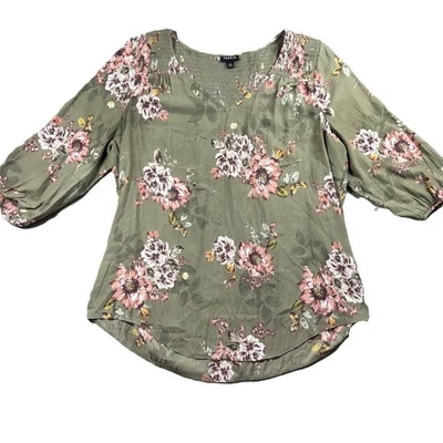 Top de mujer Torrid crepé calado verde oliva floral manga 3/4 talla 1 1X D116 Foto 1 de 4