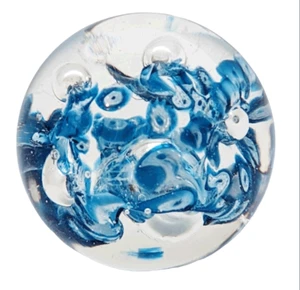VINTAGE Heavy Blue Flowers Controlled Bubbles Art Glass Sphere Paperweight EUC - Picture 1 of 7