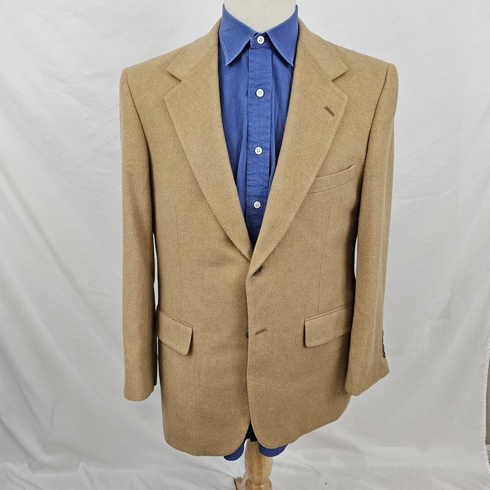 Abrigo Deportivo Patrick James Para Hombre Vintage Cabello Camello 2 Botones Beige Tostado 40R Usado en Excelente Condición Foto 1 de 4