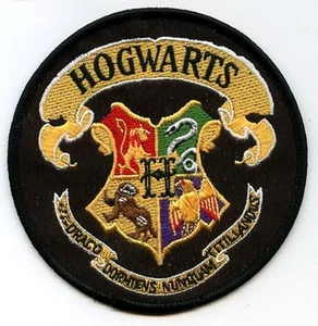 FINE BRITISH EMBROIDERED HARRY POTTER SERIES: School of Magic HOGWARTS Emblem - Picture 1 of 12