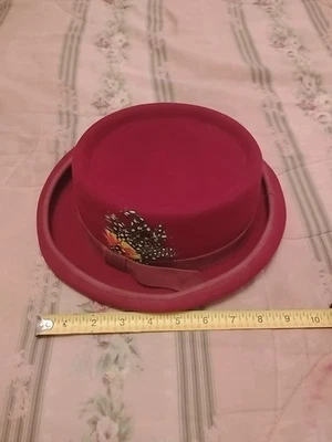 RED Frank Olive Vintage "Excello" 100% wool Ladies Hat Red Made in U.S.A. - Image 1 of 4