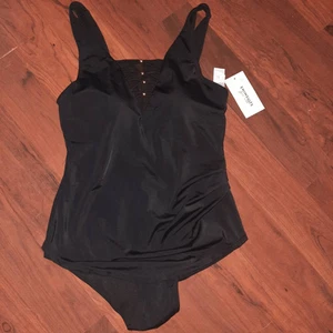 Trajes de baño para todo negro traje de baño de una pieza nuevo con etiquetas - Imagen 1 de 5