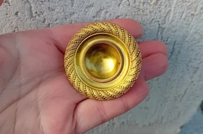 ANCIENNE POIGNÉE DE MEUBLE bouton, bronze ou laiton Style EMPIRE D=4,9 cm  N°10B - Photo 1/4