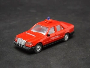 WIKING Feuerwehr Mercedes 260 PKW  1/87  - Bild 1 von 7