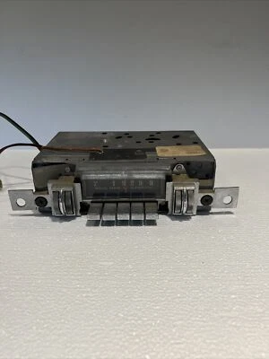 Chrysler 1967 radio con todos los transistores - Plymouth Valiant 8BVA - Mopar 245 sin probar Foto 1 de 4