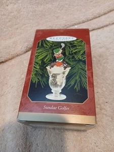 Hallmark Keepsake 1999 Sundae Golfer Christmas Ornament with Original Box New - Picture 1 of 3
