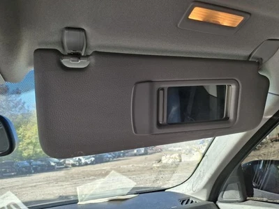 Parasol de conductor de vinilo iluminado para BMW 535i 3725469 10-16 Foto 1 de 4