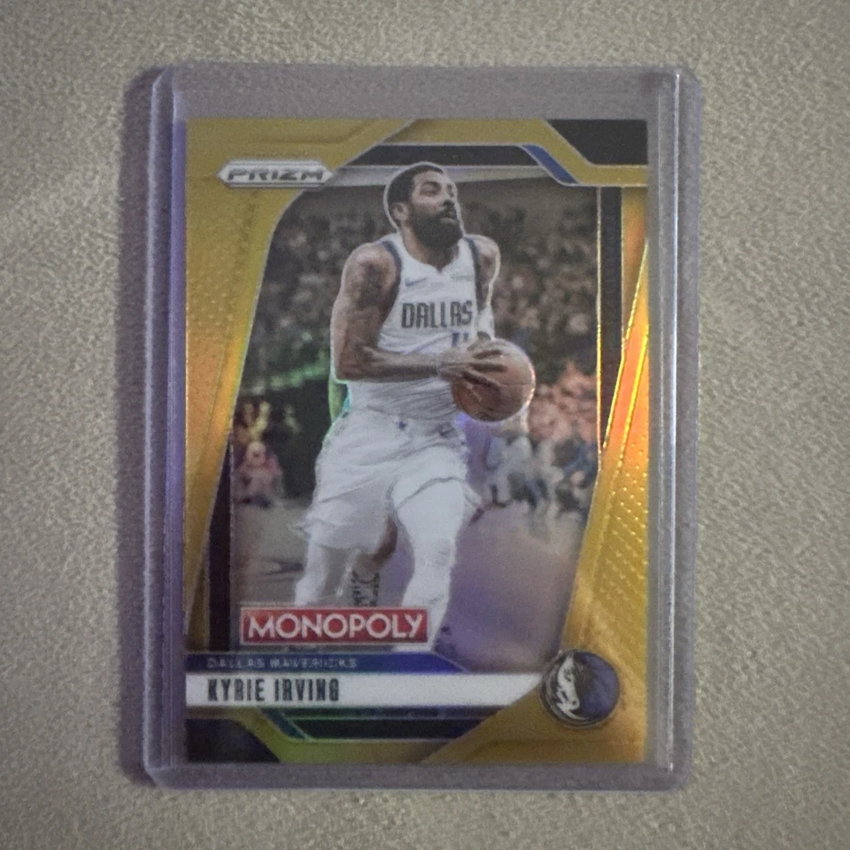 Kyrie Irving 2024-25 Prizm Monopoly 12/49 Gold Prizm #50 Mavericks Foto 1 de 3