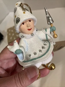 MacKenzie-Childs Moonbeam Blitzens Elfo Patienza Brewster Ornamento NUOVO - Foto 1 di 10