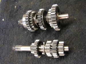 Suzuki 1980 PE400 PE 400 Transmission Gearbox Trans Shift Fork Assembly 79 81 - Picture 1 of 11