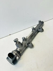 Audi A4 A5 V6 2.7-3.0 TDI High Pressure Fuel Rail 059130090AH 057130764H - Picture 1 of 4