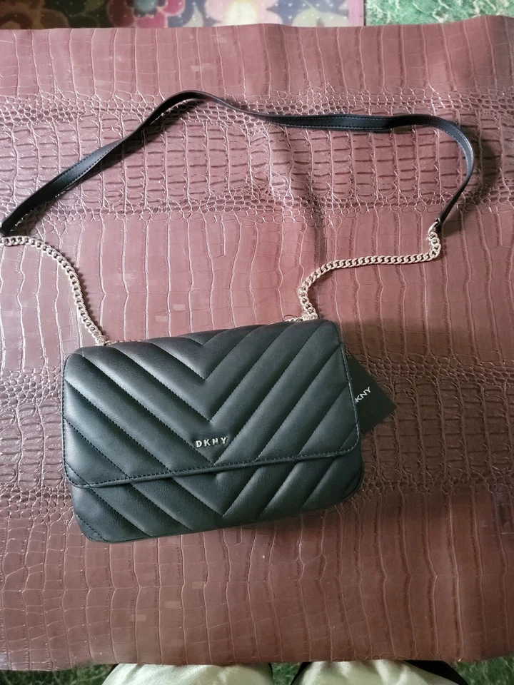 DKNY Large Veronica Leather Shoulder Bag Black R023zj43