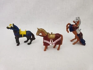 Bullyland Markenlos Mittelalter Ritter Pferd Figuren PVC Lot - Bild 1 von 11