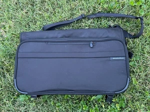 Bolsa de ropa compacta triple plegable Briggs & Riley Baseline 22" negra 375-4 - Imagen 1 de 5