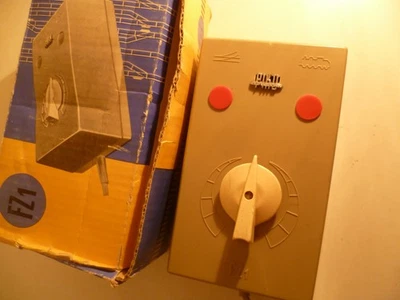 Piko  - Modellbahn-Trafo/ Netzanschlußgerät FZ 1 - TT/H0/N - OVP - Bild 1 von 2