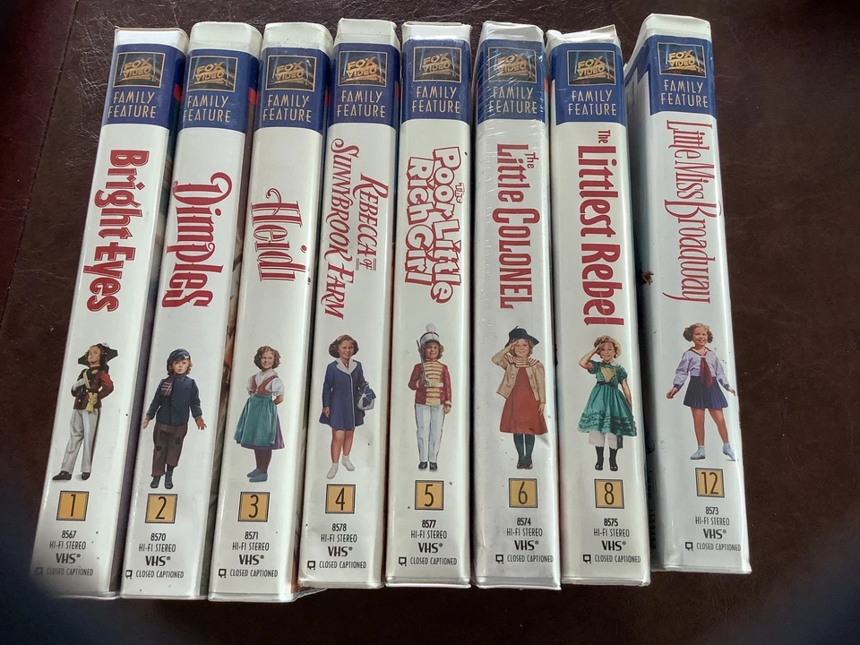 Lot (8) Shirley Temple VHS Tapes #1 - #6,8,12   #1,2,6 ,8,12 are NEW/SEALED Foto 1 de 4