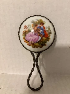 ESPEJO DE MANO PEQUEÑO VINTAGE CON LIMOGES FRAGONARD PAREJA DE CORTEJO 4-3/4" - Imagen 1 de 4