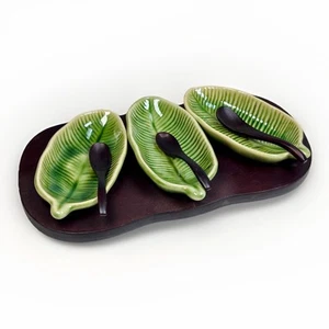 3 Green Ceramic Banana Leaf Bowls W/ Spoons & Wood Serving Tray Condiments - Picture 1 of 2