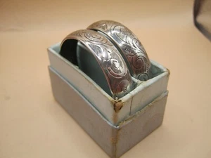 Birmingham 1913 Sterling Silver Pair Of Silver Napkin Rings In Sleeve - Picture 1 of 5