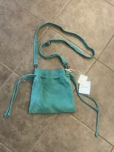 Free People Billie Wildleder Leder Crossbody Bucket Bag Kordelzug grün türkis Neu mit Etikett - Bild 1 von 7