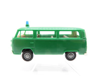 313HO /12 - Brekina 1/87 3306 - VW T2 Bus Polizei grün - top - Bild 1 von 3