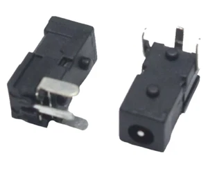 2 Port Stecker passend für viele Artikel 2,5 mm x 0,7 mm, Netzstecker, chinesische Tablets - Bild 1 von 1