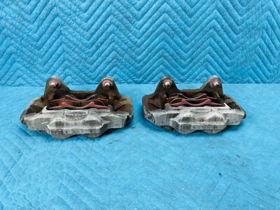 Pinça de freio dianteira Lexus GX470 com pastilhas par destro e destro 2003-2009 fabricante de equipamento original - Imagem 1 de 4