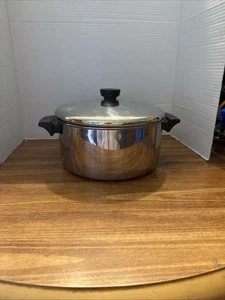 Revere Ware Pentola e Coperchio Stock Fondo Disco Tristrato Acciaio Inox 4,5 Qt - Foto 1 di 10