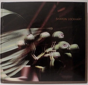 Sharon Lockhart MCA Chicago 2001 Katalog - Bild 1 von 2
