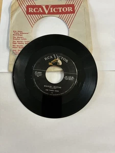 The Three Suns – Wailin' Guitar / The Lovers 1957 EX - Picture 1 of 2