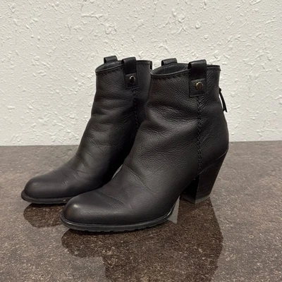 Botines occidentales Stuart Weitzman de cuero negro Foto 1 de 4