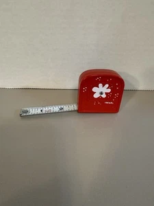 Vintage kleines Maßband Made in Israel 6" lang rot mit Blume - Bild 1 von 6