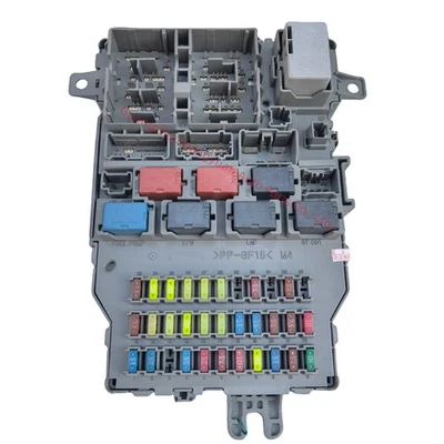Engine Fuse Relay Box Compartment For 2003-2005 Honda Accord 4 Cyl 4-Door Sedan - Image 1 of 4