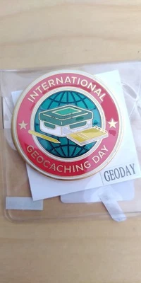 Geocoin International Geocaching Day - Bild 1 von 2