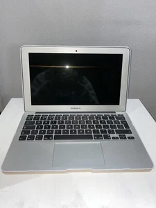 Apple Macbook Air (11inch) Early 2015 4GB 1.6 GHz i5 With Box - Picture 1 of 8