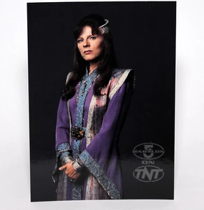 BABYLON 5 Mira Furlan MIMBARI Amb. Tarjeta fotográfica Delenn 1998 TNT Promo 5" x 7" - Imagen 1 de 2